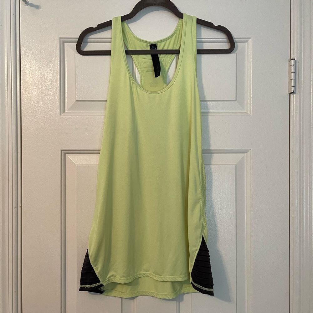 Athletic tank